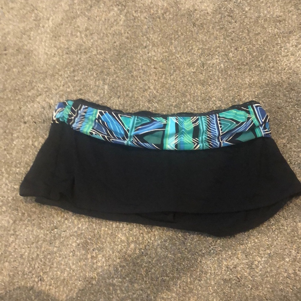 La Blanca bathing suit skirt bottom with under layer - size 10 US